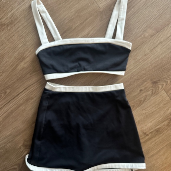 Reformation Adelina Ecomove set - Picture 6 of 6